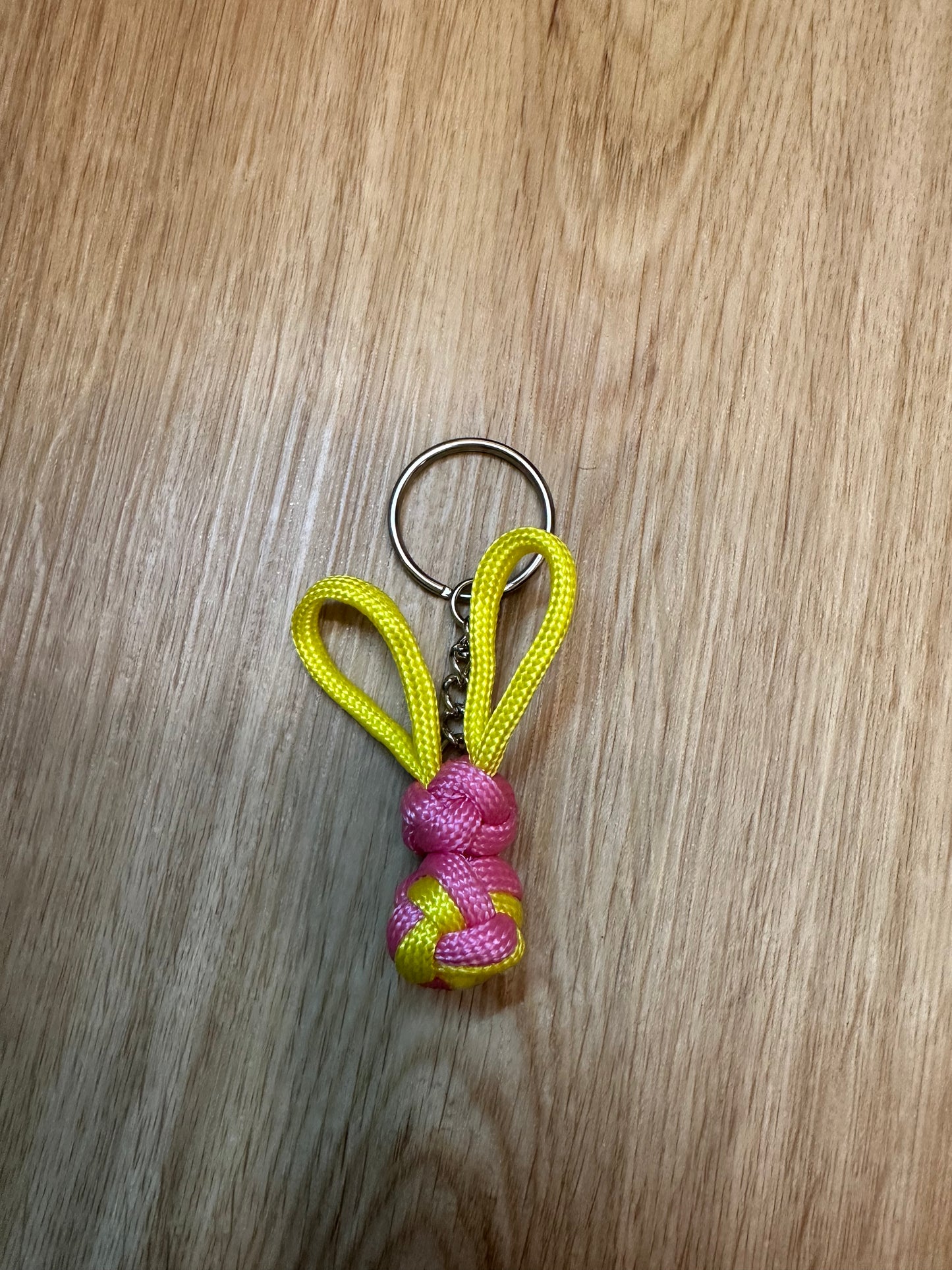 Schlüsselanhänger Hase